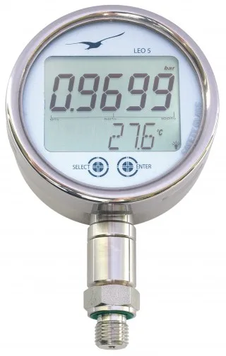 LEO 5 Digital Manometer with Data Logger