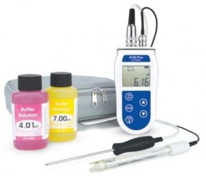 8100 Plus PH and Temperature Meter Kit